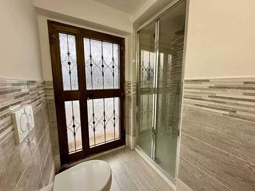 Immagine 30 di Villa in vendita  a Capannori