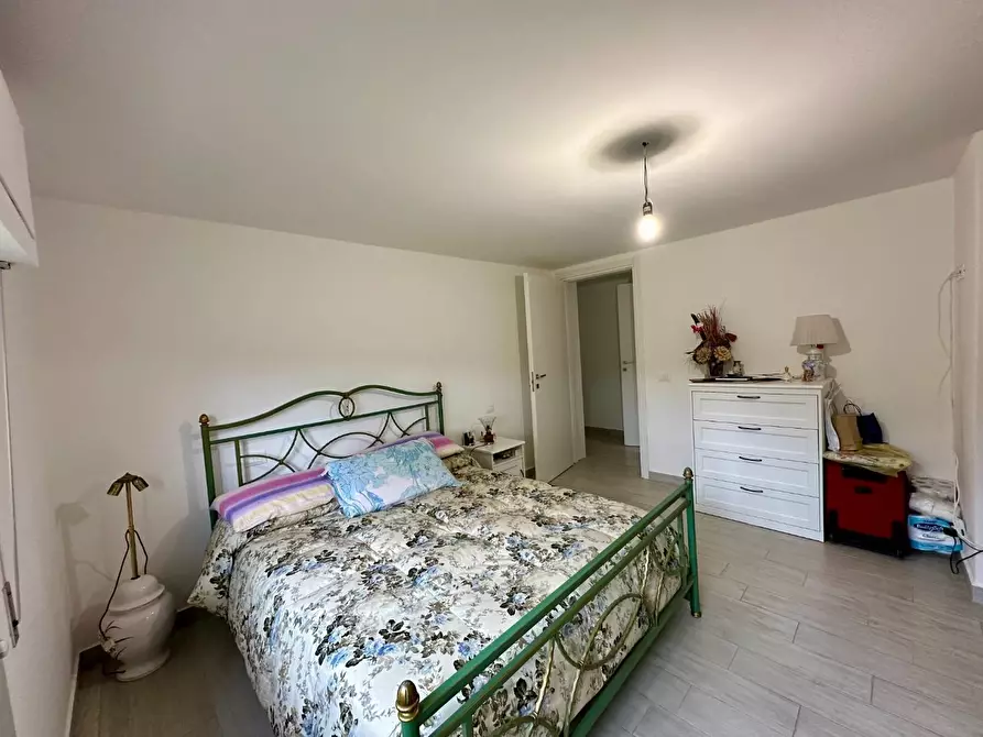 Immagine 51 di Villa in vendita  a Capannori