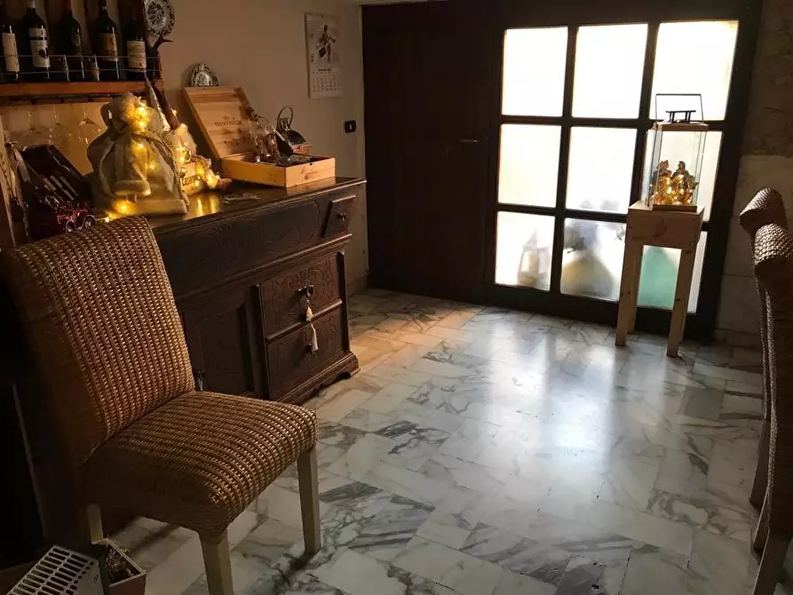 Immagine 3 di Casa bifamiliare in vendita  a Carrara