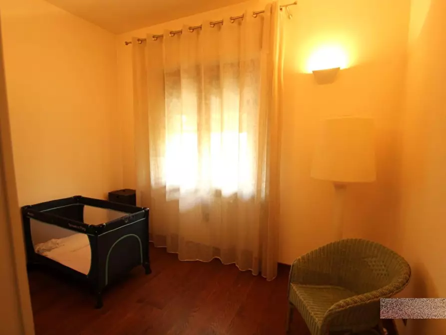 Immagine 15 di Villa in vendita  a Capannori