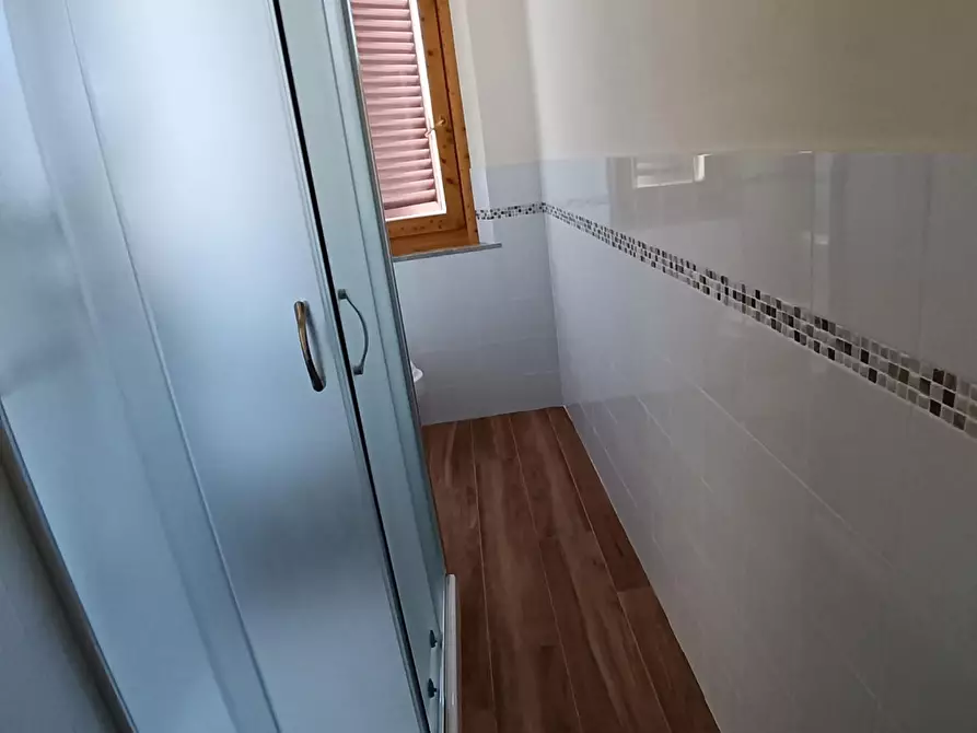 Immagine 22 di Appartamento in affitto  a Empoli