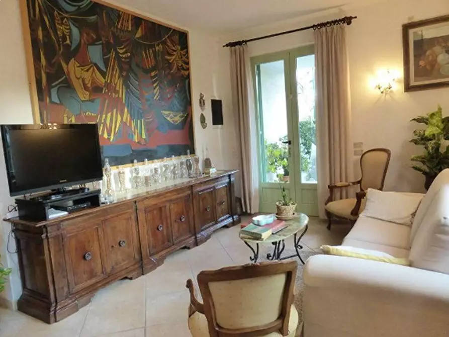 Immagine 3 di Casa bifamiliare in affitto  a Forte Dei Marmi