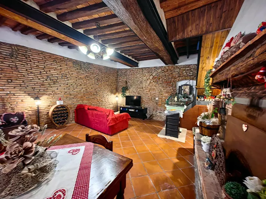 Immagine 9 di Terratetto in vendita  a Crespina Lorenzana