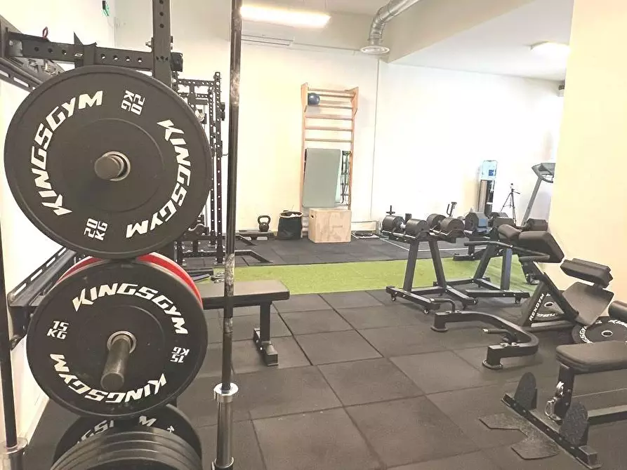 Immagine 3 di Locale commerciale in affitto  a Vicopisano