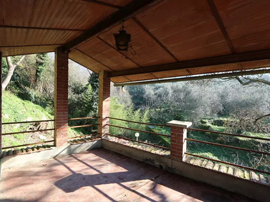 Immagine 10 di Casa indipendente in vendita  a Calci