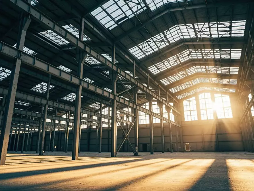 Immagine 4 di Capannone industriale in vendita  a Torino