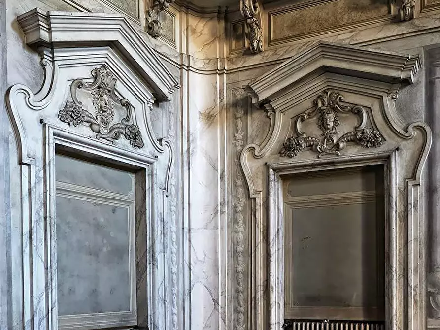 Immagine 5 di Villa in vendita  a Pisa