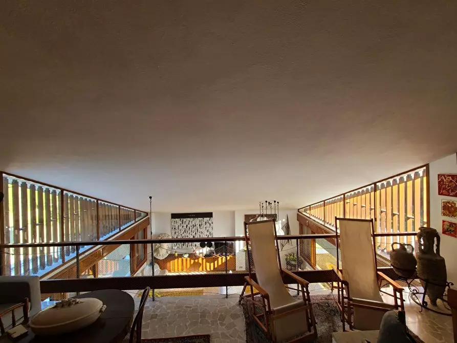 Immagine 21 di Villa in affitto  a Pietrasanta