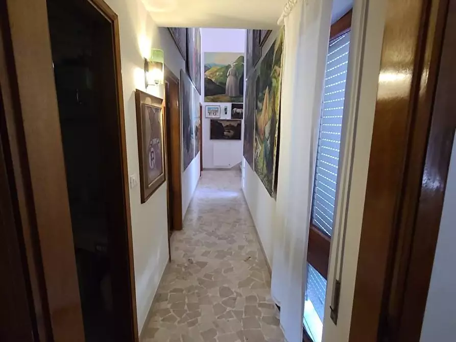 Immagine 51 di Villa in affitto  a Pietrasanta