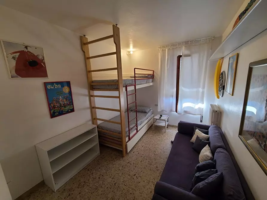 Immagine 39 di Villa in affitto  a Pietrasanta