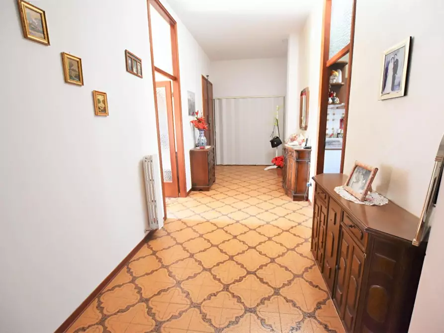 Immagine 10 di Appartamento in vendita  a Castelfiorentino