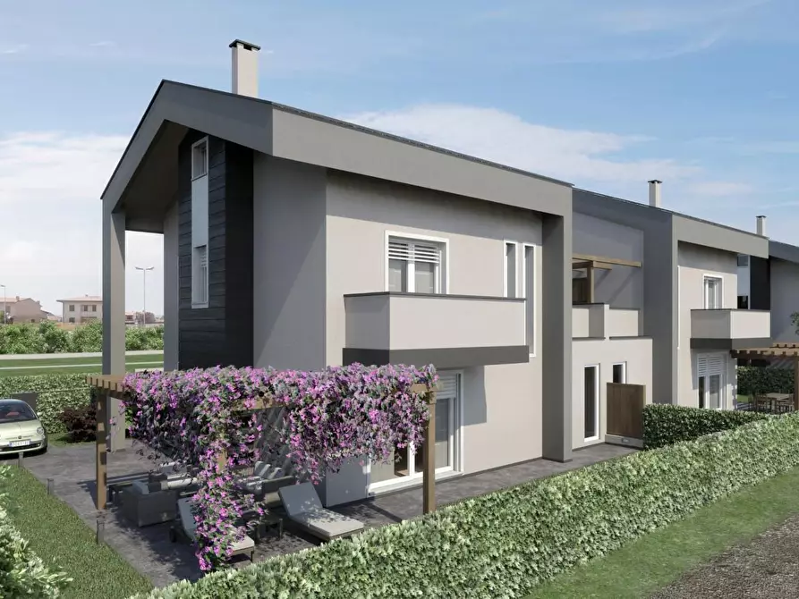 Immagine 8 di Casa bifamiliare in vendita  a Pisa