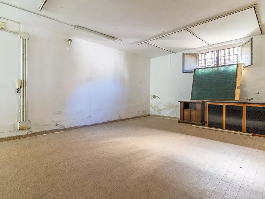 Immagine 29 di Appartamento in vendita  a Vinci