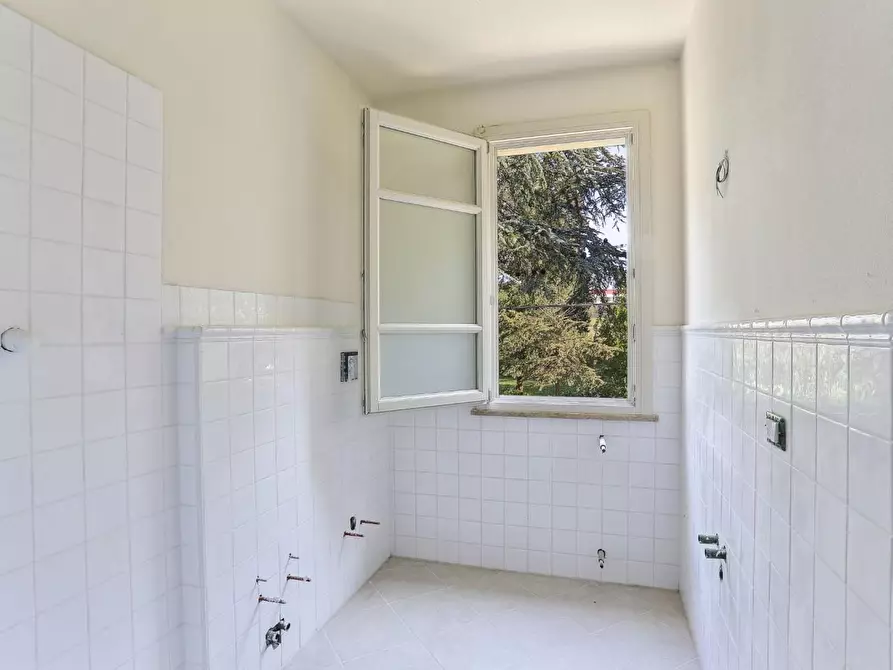 Immagine 4 di Mansarda in vendita  a Rosignano Marittimo