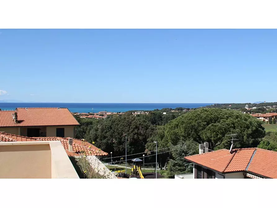 Immagine 11 di Mansarda in vendita  a Rosignano Marittimo