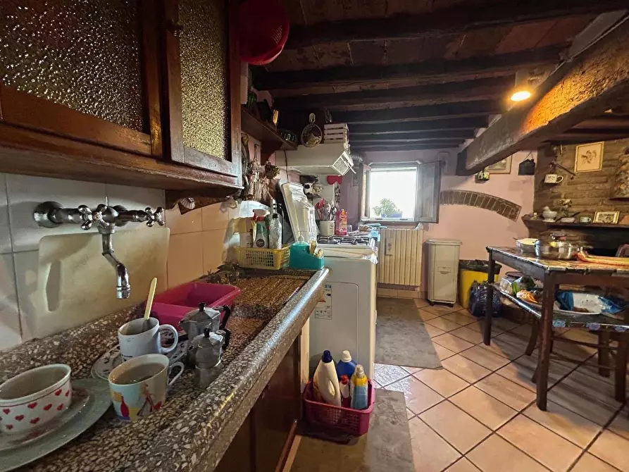 Immagine 4 di Appartamento in vendita  a Peccioli