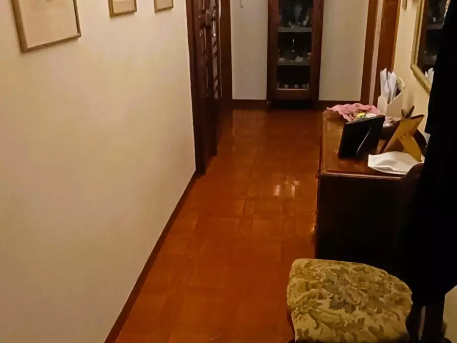 Immagine 11 di Appartamento in vendita  a Pontedera