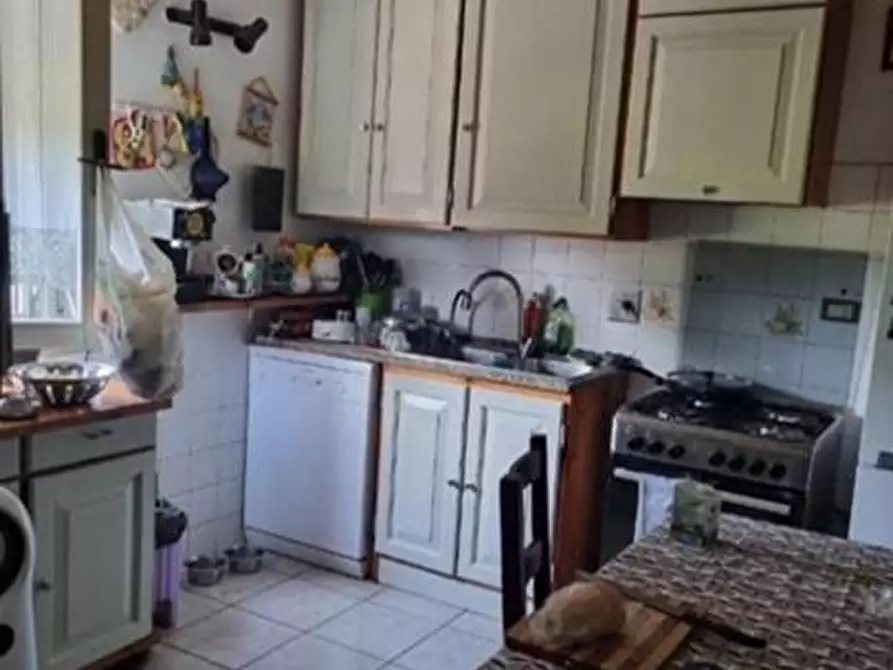 Immagine 2 di Appartamento in vendita  a Siena