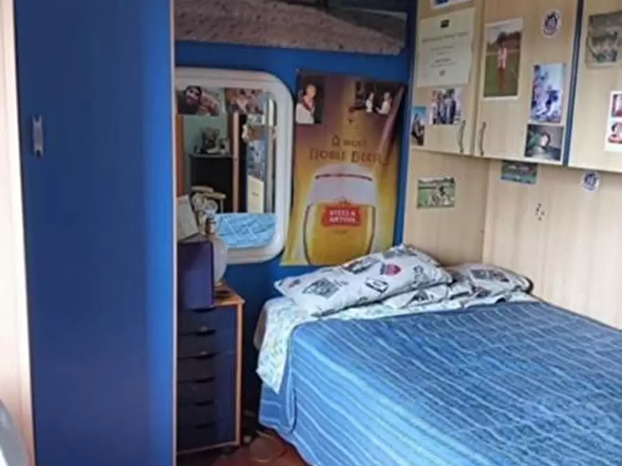 Immagine 7 di Appartamento in vendita  a Siena