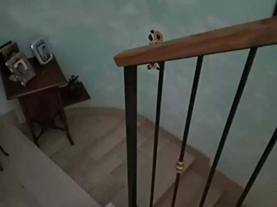 Immagine 9 di Appartamento in vendita  a Siena