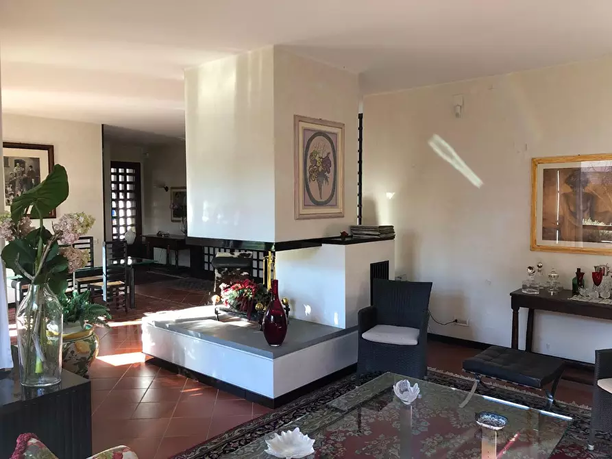 Immagine 5 di Villa in vendita  a Santa Croce Sull'arno