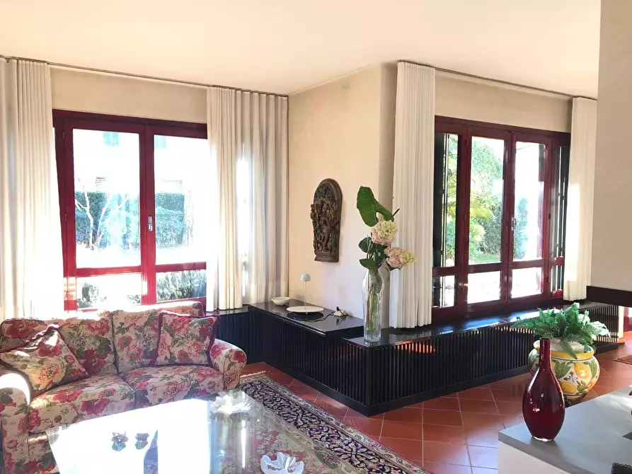 Immagine 8 di Villa in vendita  a Santa Croce Sull'arno