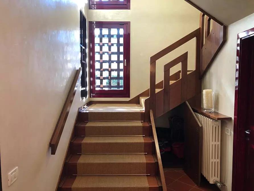 Immagine 12 di Villa in vendita  a Santa Croce Sull'arno