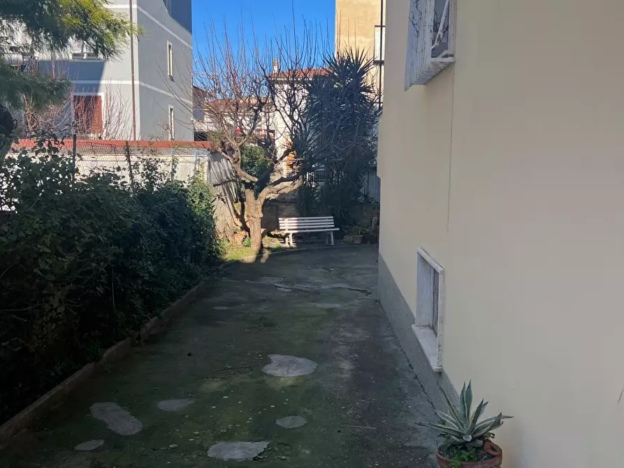 Immagine 25 di Appartamento in vendita  a Empoli