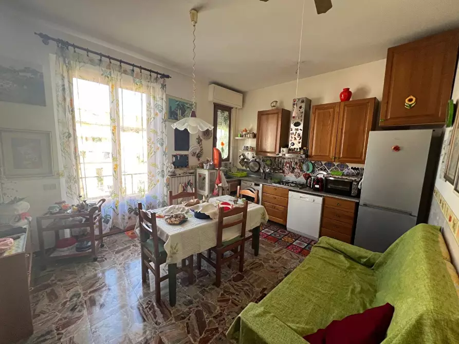 Immagine 6 di Appartamento in vendita  a Empoli