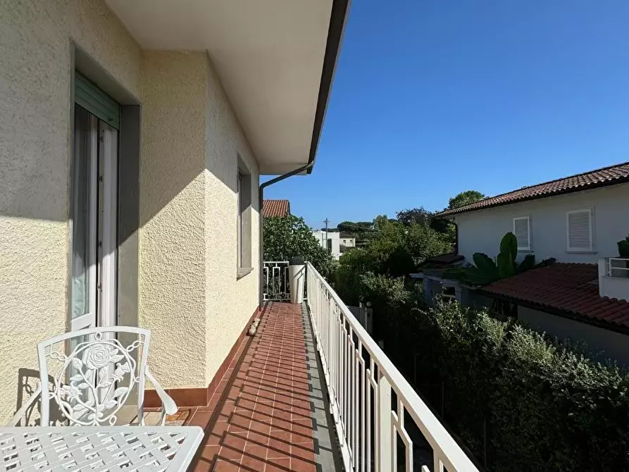 Immagine 26 di Villa in affitto  a Forte Dei Marmi