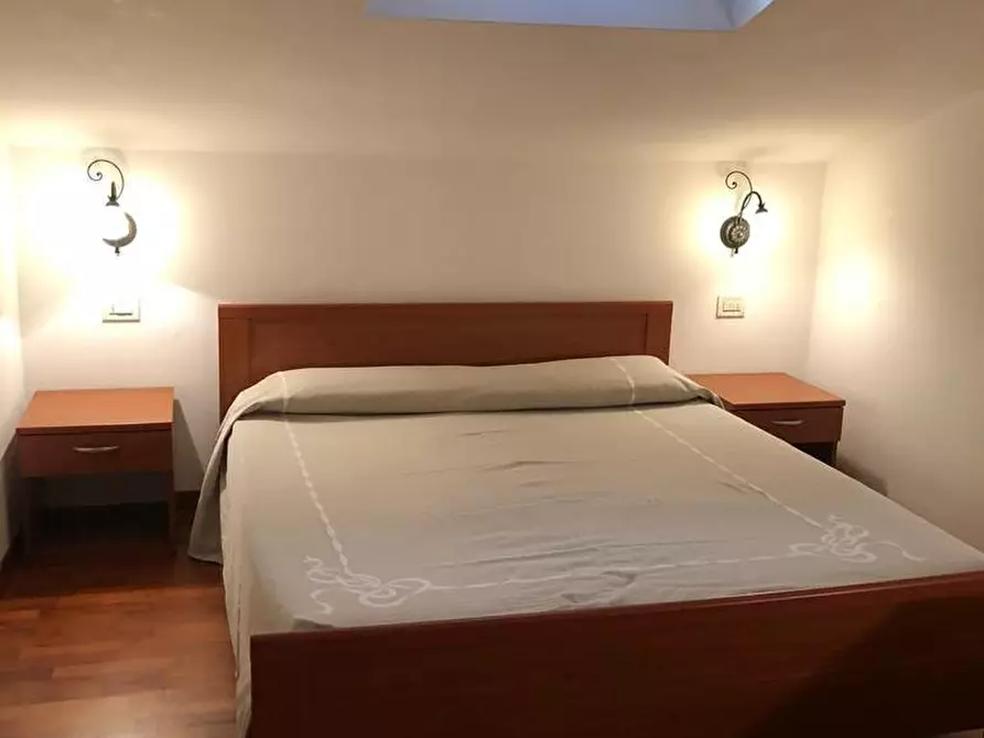 Immagine 14 di Casa trifamiliare in affitto  a Pietrasanta