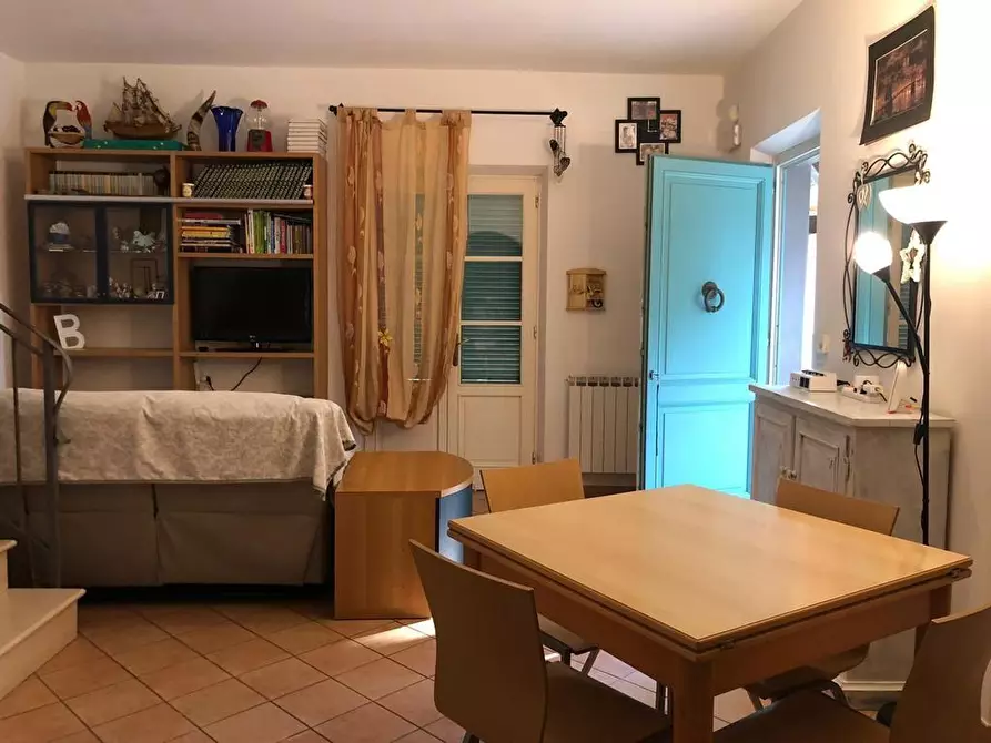 Immagine 9 di Casa trifamiliare in affitto  a Pietrasanta