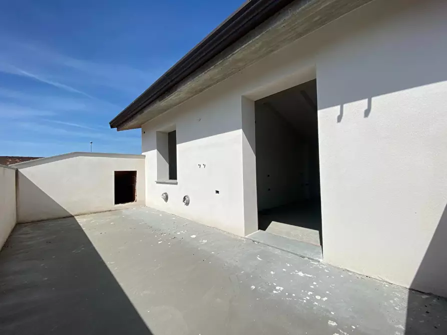 Immagine 14 di Villa in vendita  a Castelfranco Di Sotto