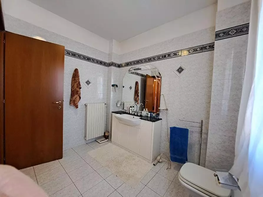 Immagine 26 di Villetta a schiera in vendita  a Buti