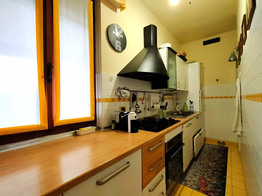 Immagine 5 di Casa indipendente in vendita  a Massa