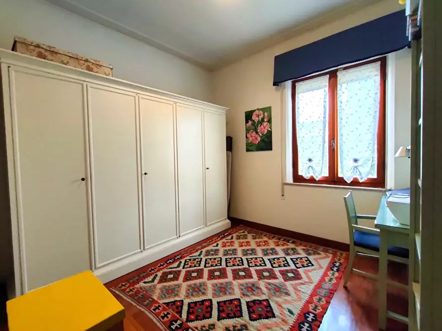 Immagine 7 di Casa indipendente in vendita  a Massa