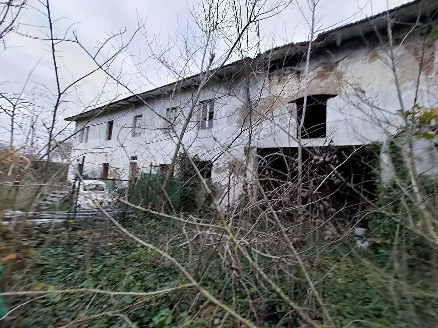 Immagine 9 di Porzione di casa in vendita  a Cascina