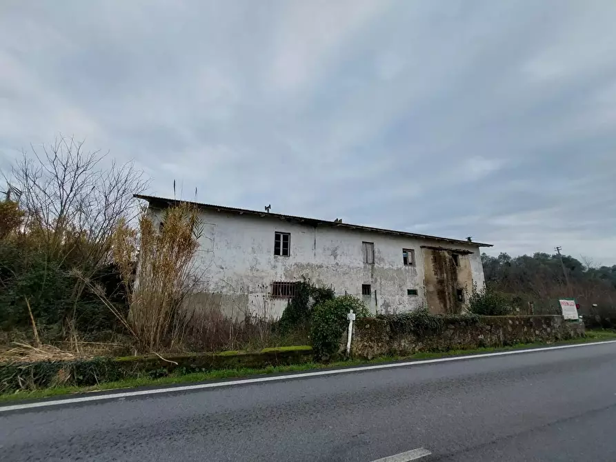 Immagine 11 di Porzione di casa in vendita  a Cascina