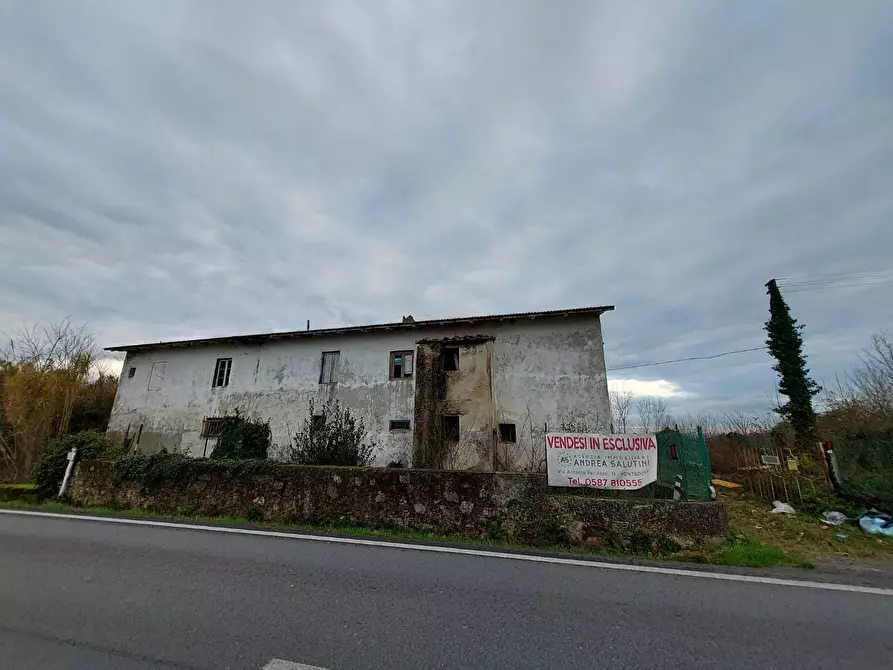Immagine 16 di Porzione di casa in vendita  a Cascina