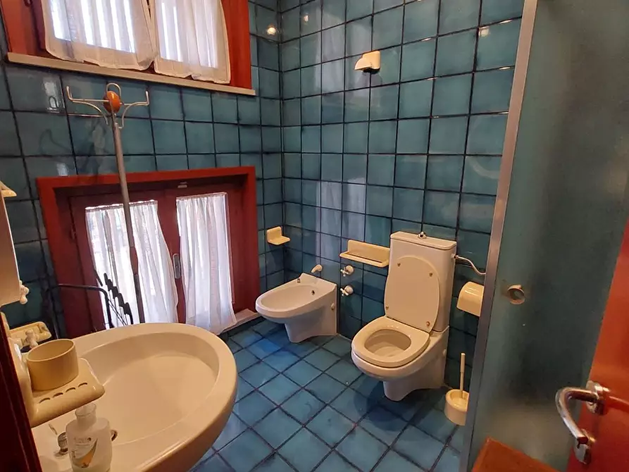 Immagine 46 di Villa in vendita  a Pontedera