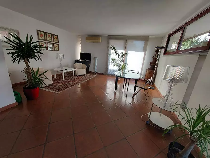 Immagine 43 di Villa in vendita  a Pontedera