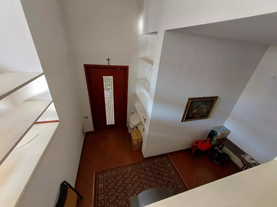 Immagine 28 di Villa in vendita  a Pontedera