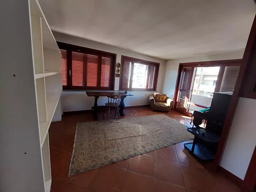 Immagine 45 di Villa in vendita  a Pontedera