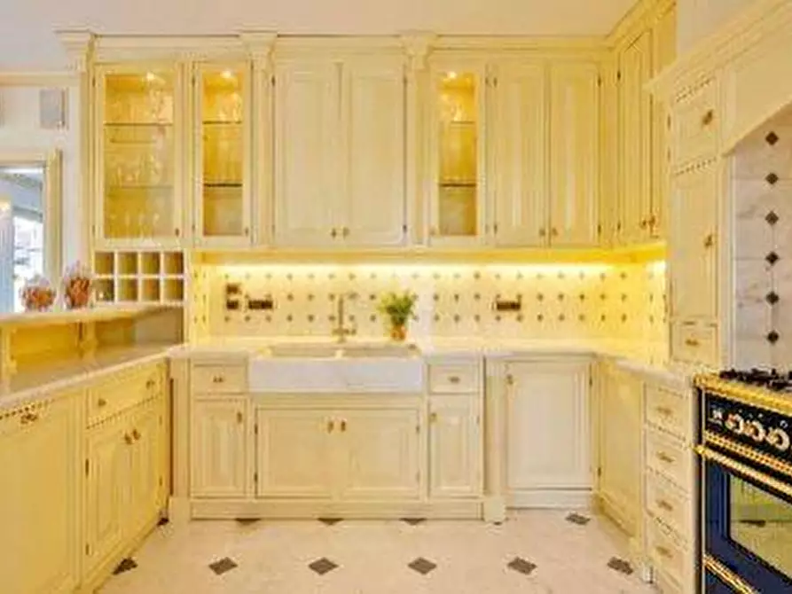 Immagine 24 di Casa indipendente in affitto  a Forte Dei Marmi