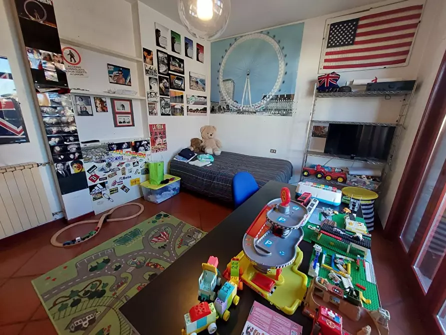 Immagine 19 di Casa bifamiliare in vendita  a Pontedera