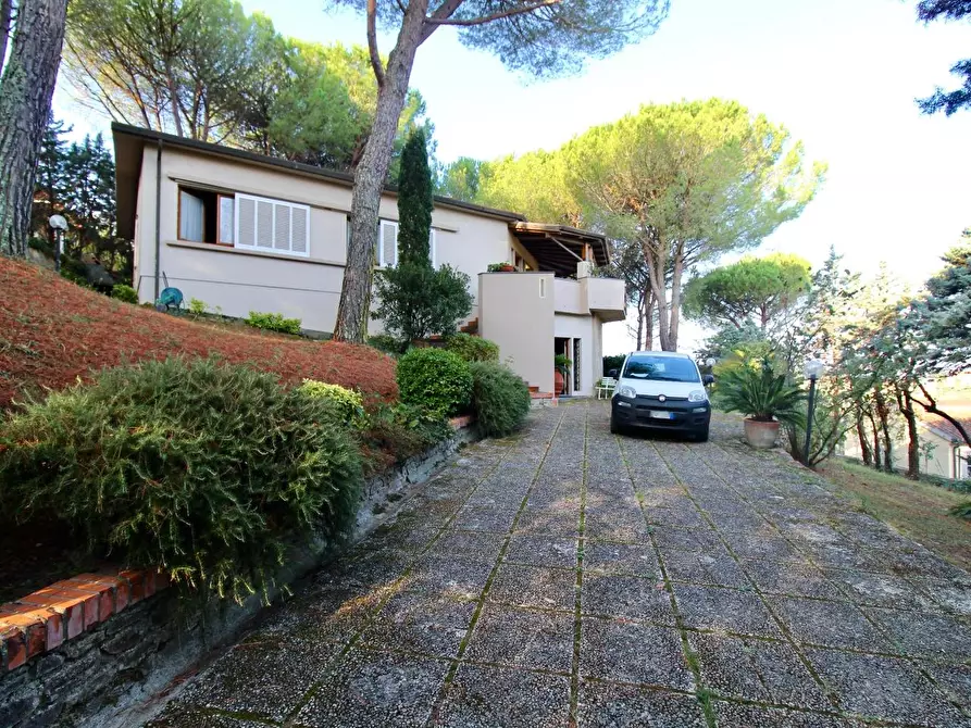 Immagine 6 di Villa in vendita  a Casciana Terme Lari