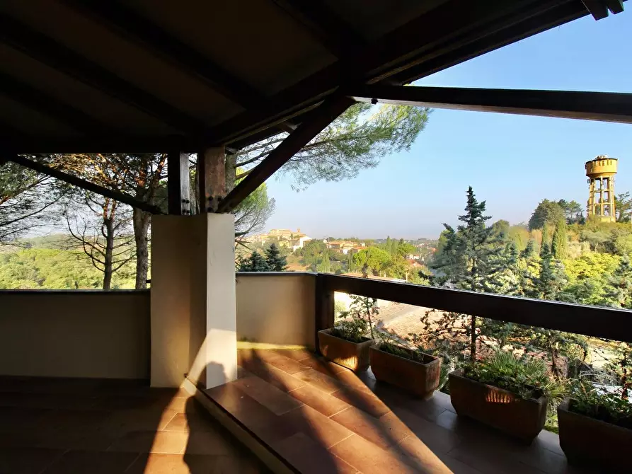 Immagine 39 di Villa in vendita  a Casciana Terme Lari