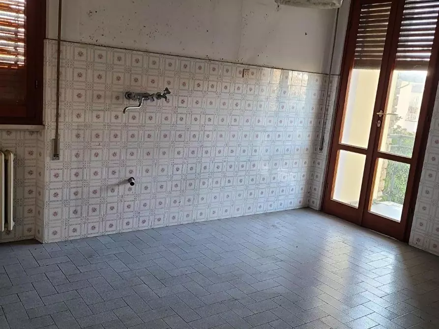 Immagine 10 di Villa in vendita  a Pietrasanta