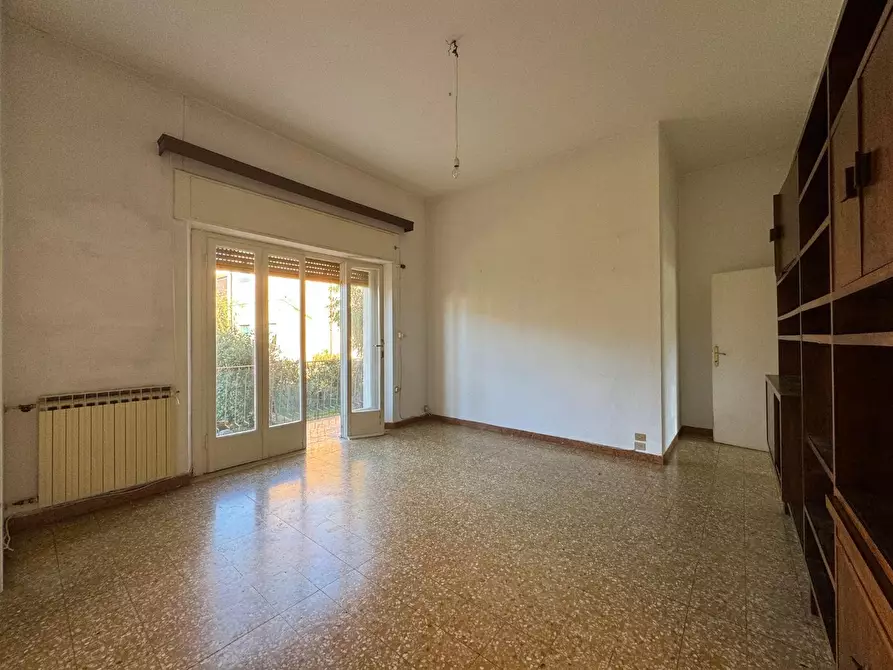 Immagine 4 di Appartamento in vendita  a Pietrasanta