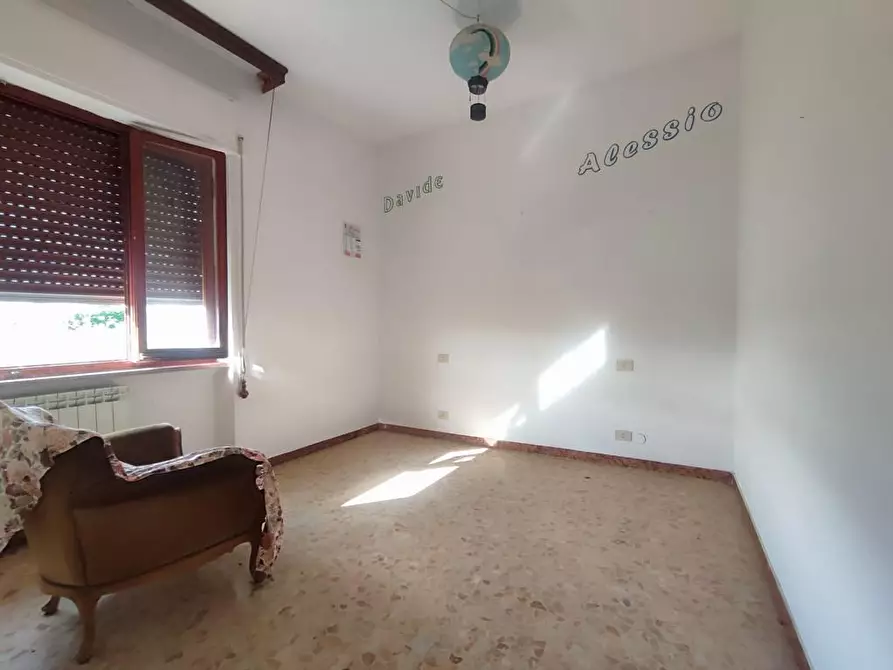 Immagine 17 di Casa semindipendente in vendita  a Castelnuovo Magra